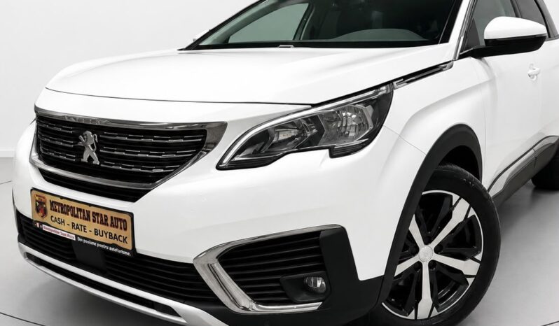 
								Peugeot 5008 full									