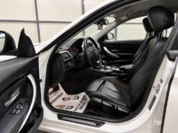 
										BMW Seria 3 GT Sport full									