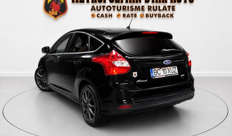 
								Ford Focus “Model Ghia” full									