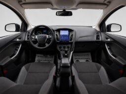 
										Ford Focus “Model Ghia” full									