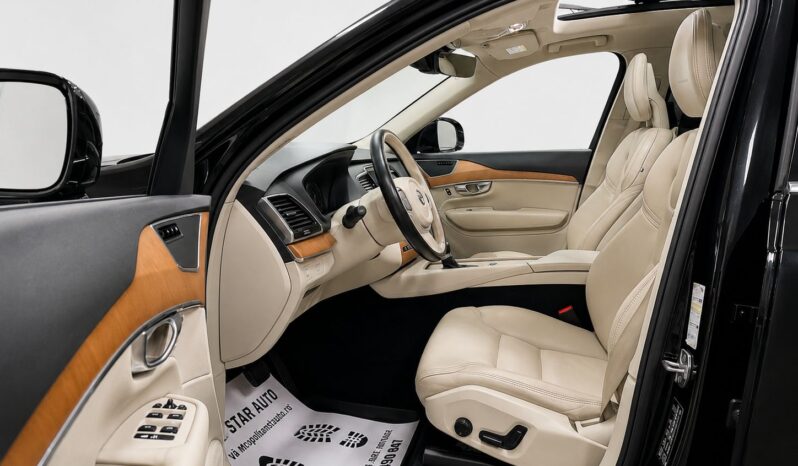 
								Volvo XC90 Inscription full									