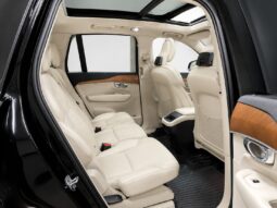 
										Volvo XC90 Inscription full									