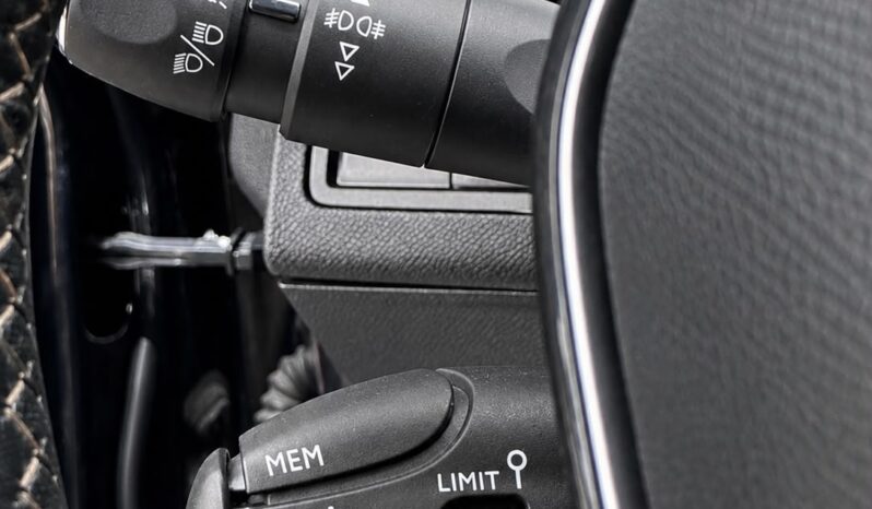
								Peugeot 5008 GT-Line full									