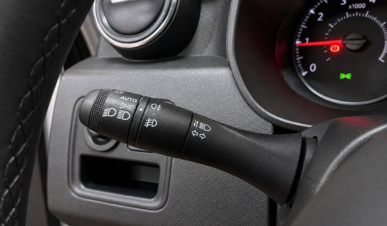 
								Dacia Duster “Model Laureate” full									