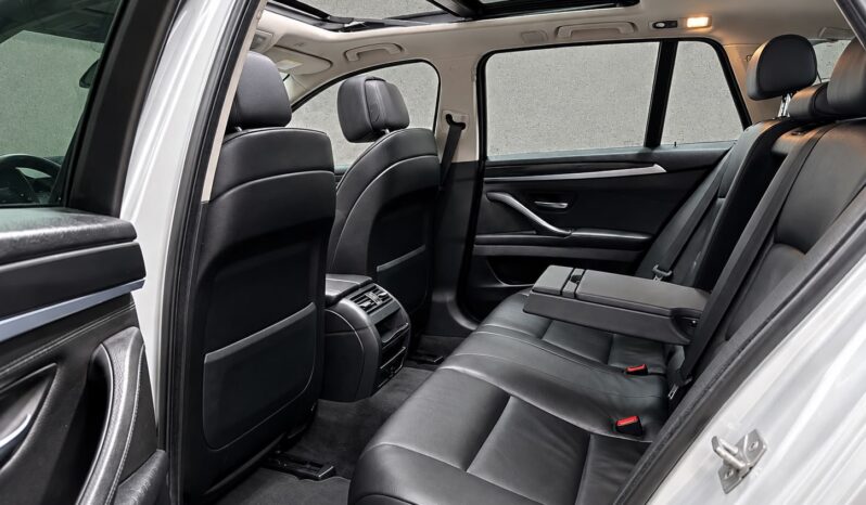 
								BMW Seria 5 F11 full									