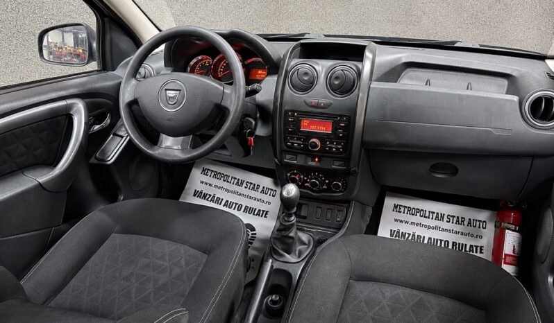 
								Dacia Duster full									