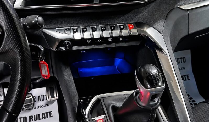 
								Peugeot 5008 GT-Line full									
