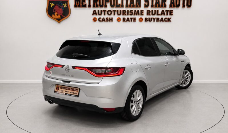 
								Renault Megane full									