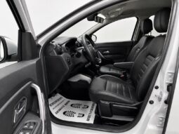 
										Dacia Duster “Model Laureate” full									