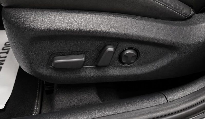 
								Kia Niro full									