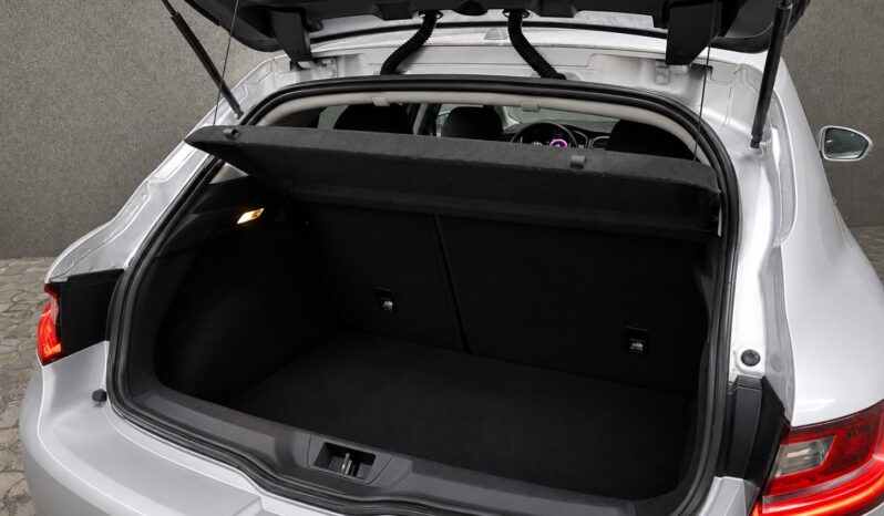 
								Renault Megane full									