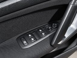 
										Peugeot 308 “Model Style” full									