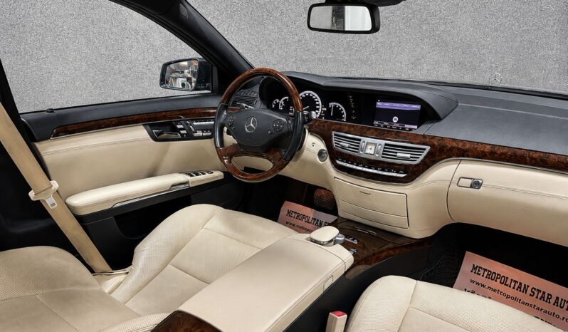 
								Mercedes-Benz S250 “Model Long” full									