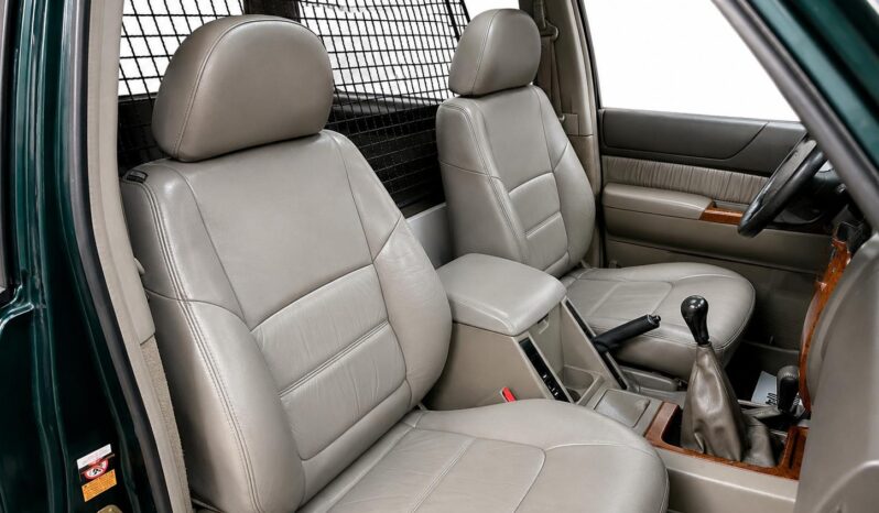 
								Nissan Patrol Y61 full									