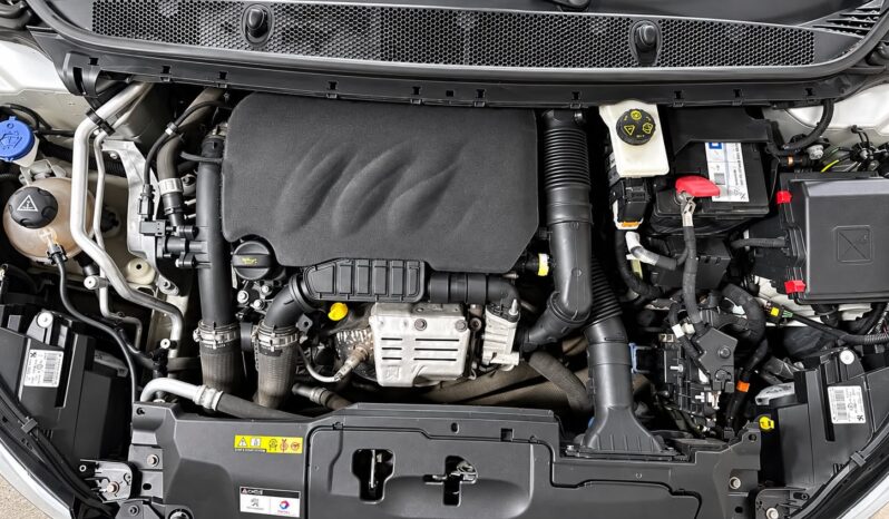 
								Peugeot 308 “Model Style” full									