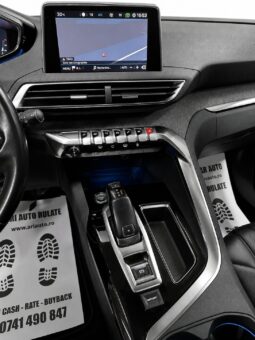 
										Peugeot 3008 full									