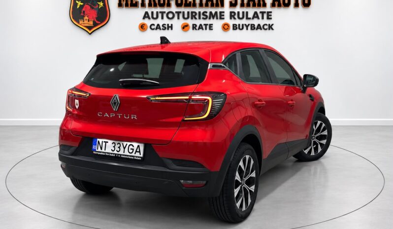 
								Renault Captur full									
