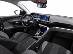 
										Peugeot 5008 “Model Allure” full									