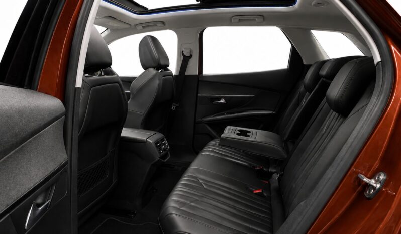 
								Peugeot 3008 full									
