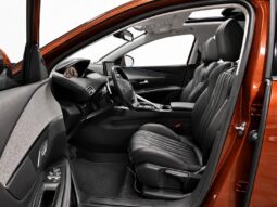 
										Peugeot 3008 full									