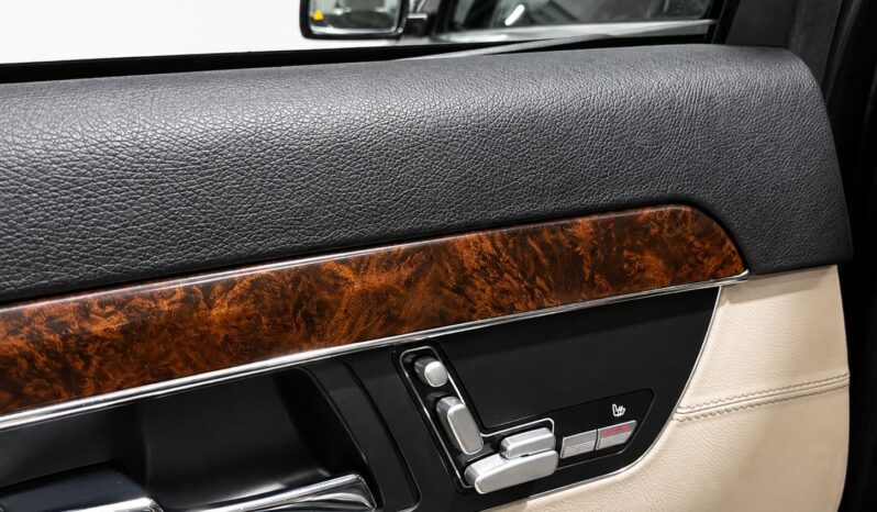 
								Mercedes-Benz S250 “Model Long” full									