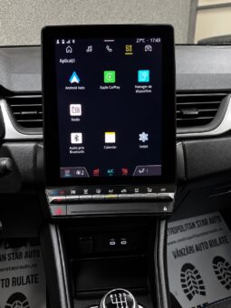 
										Renault Captur full									