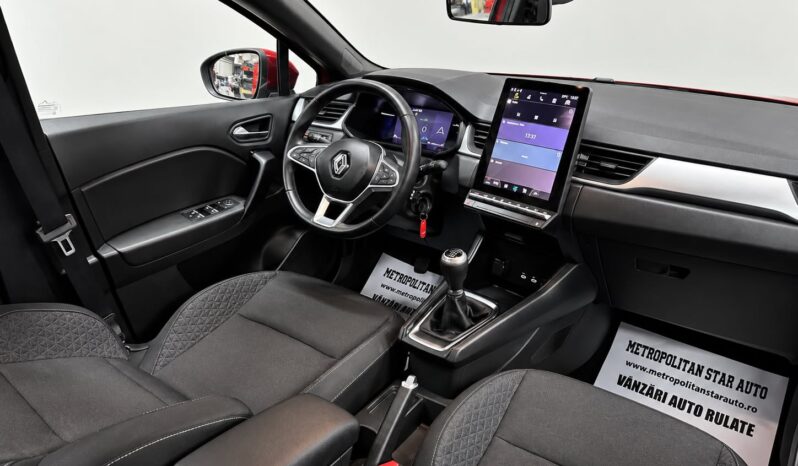
								Renault Captur full									