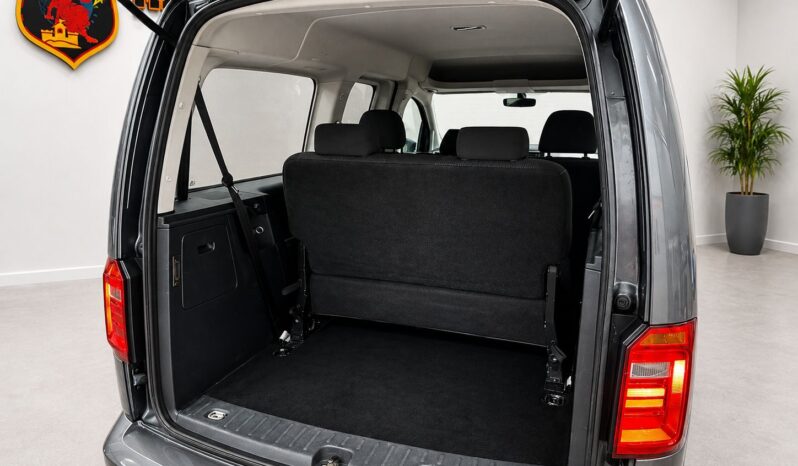 
								Volkswagen Caddy Maxi full									