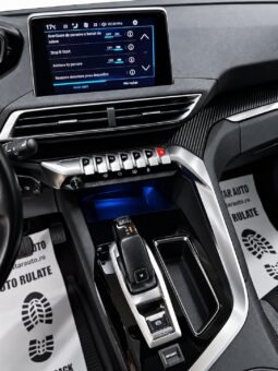 
										Peugeot 5008 “Model Allure” full									