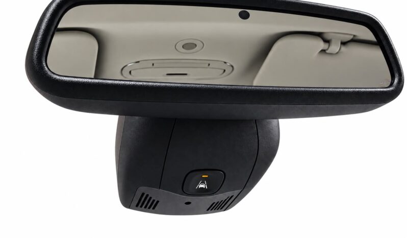 
								Renault Scenic “Model BOSE” full									