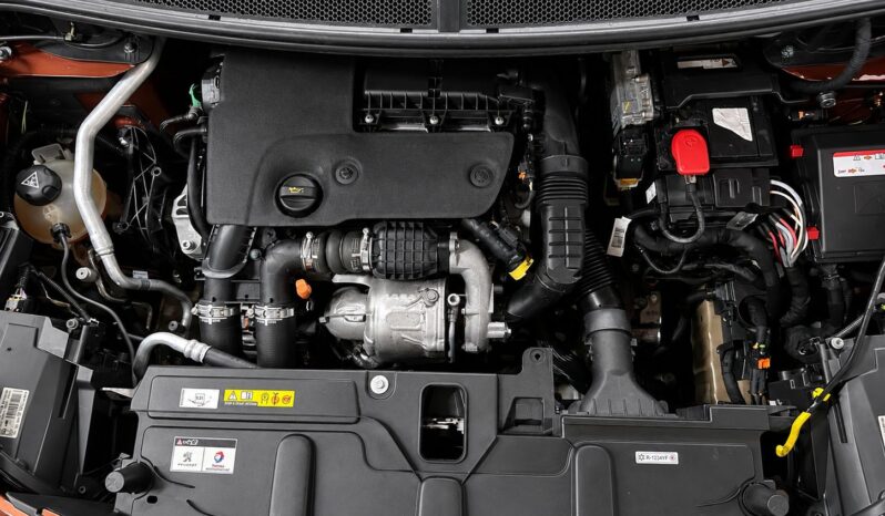 
								Peugeot 3008 full									