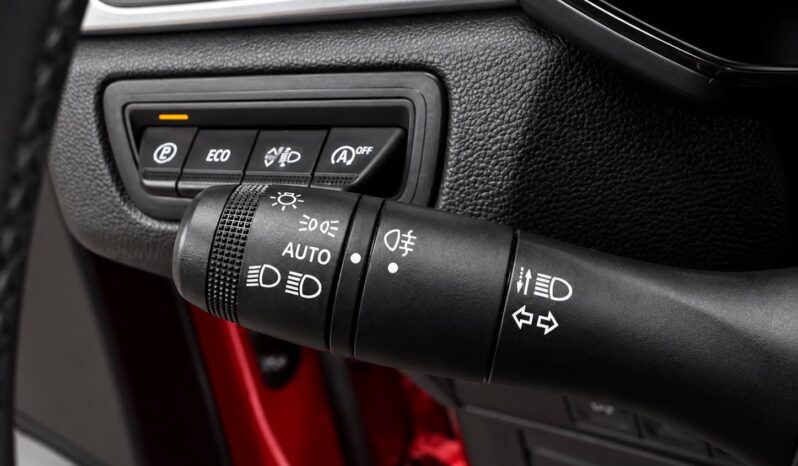 
								Renault Captur full									