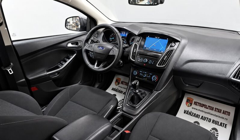 
								Ford Focus “Model Titanium” full									