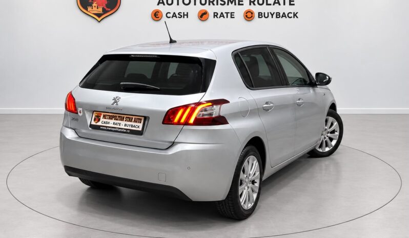
								Peugeot 308 “Model Style” full									