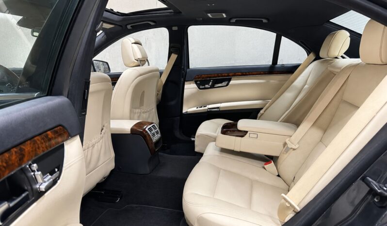 
								Mercedes-Benz S250 “Model Long” full									