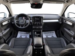 Volvo XC40 full