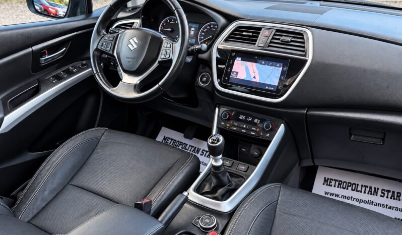 
Suzuki SX4 S-Cross full									