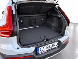 Volvo XC40 full