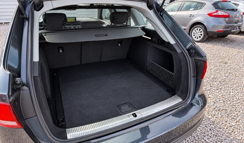 
Audi A4 full									