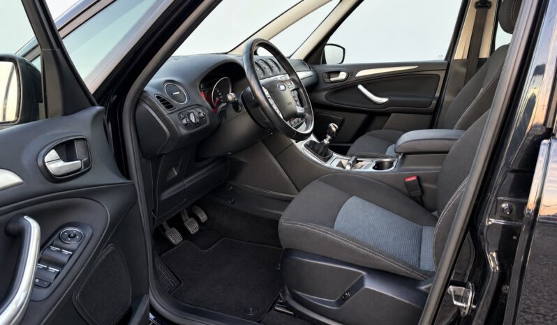 
Ford Galaxy 7 Locuri full									
