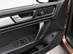 
										Volkswagen Touareg full									