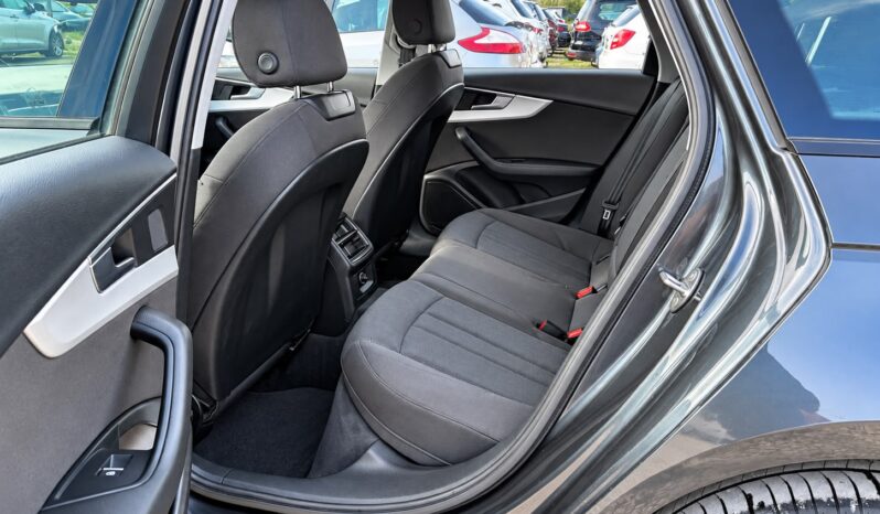 
Audi A4 full									