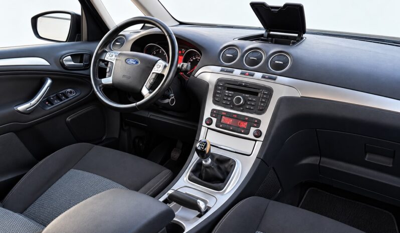 
Ford Galaxy 7 Locuri full									