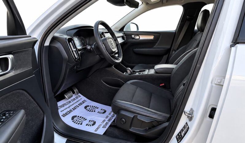 
Volvo XC40 full									