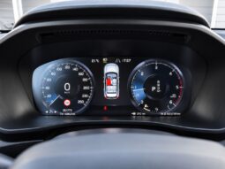 Volvo XC40 full
