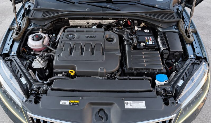 
Skoda Superb full									