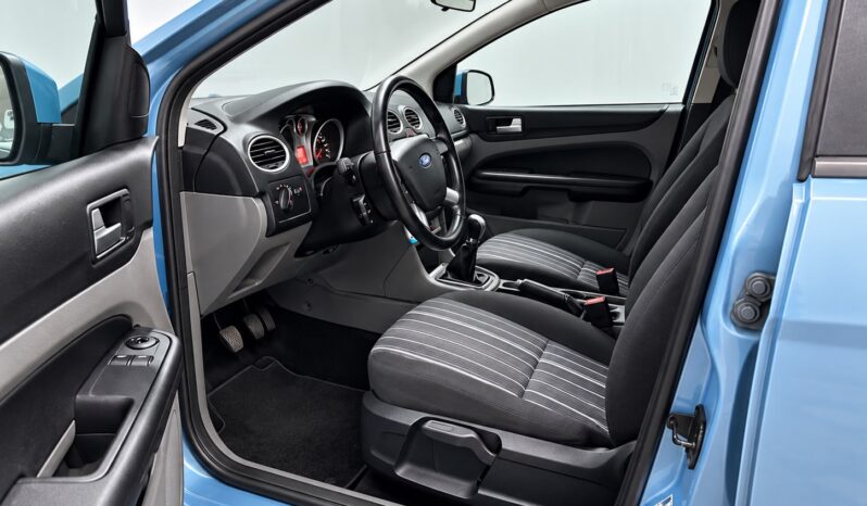
								Ford Focus “Model Trend” full									