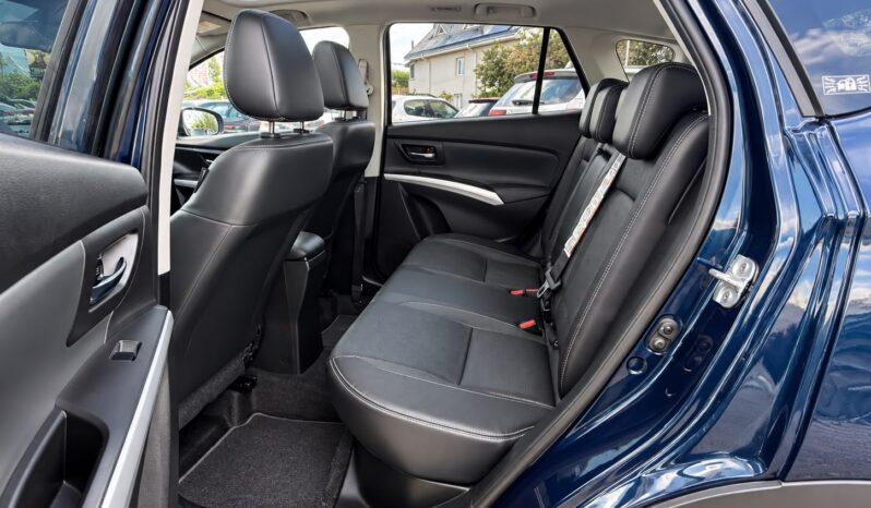 
Suzuki SX4 S-Cross full									