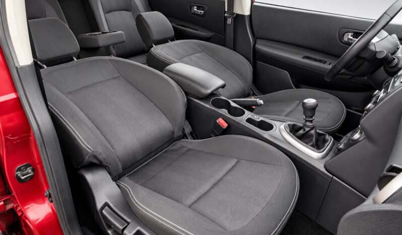 
								Nissan Qashqai full									