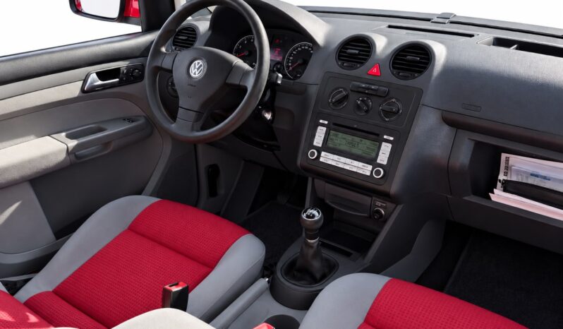 
								Volkswagen Caddy Life full									